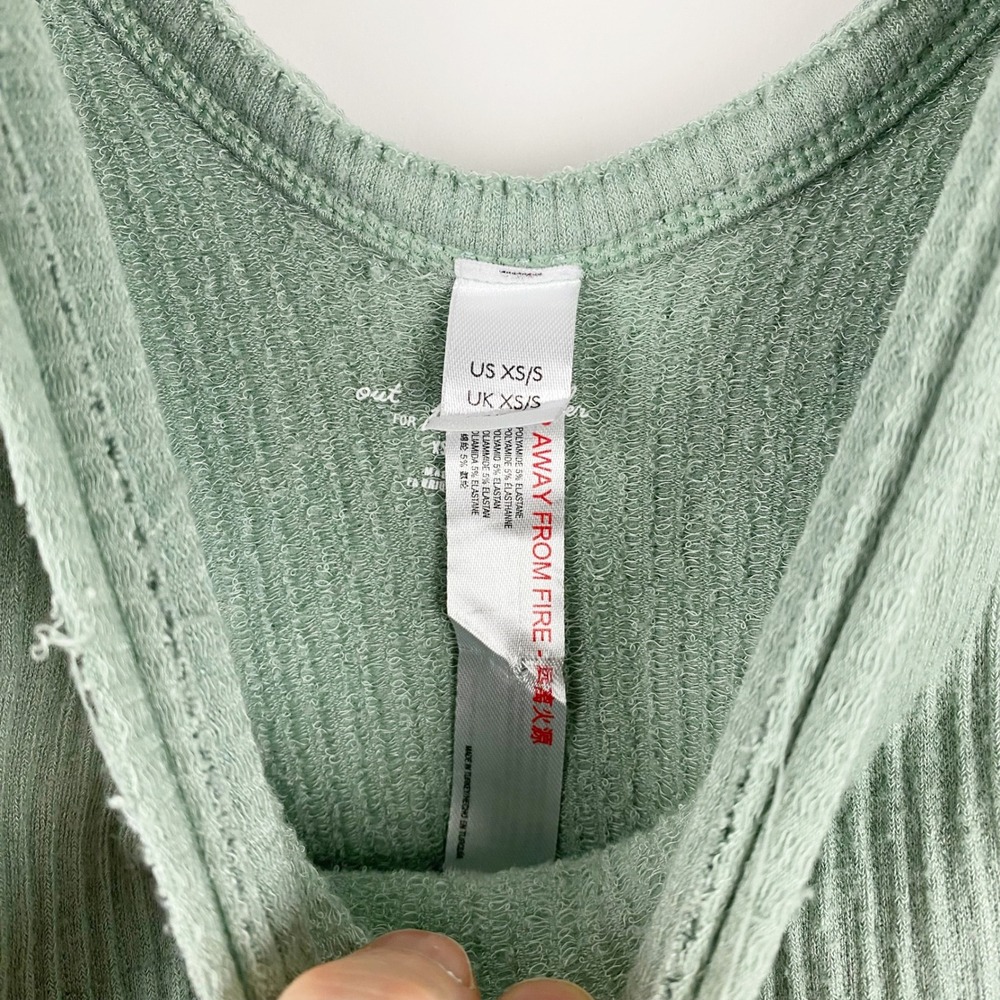 Urban Outfitters Out From Under Ribbed Raw Edge Crop Tank Top Women XS/S Green - Picture 3 of 6